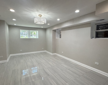 5224 N Bernard Street - Photo Thumbnail 2