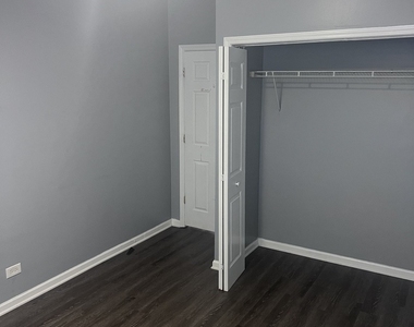 4909 W 14th Street - Photo Thumbnail 9