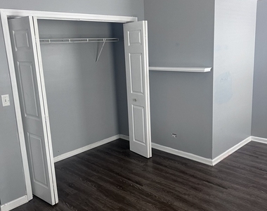 4909 W 14th Street - Photo Thumbnail 10