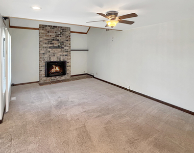 905 Abingdon Court - Photo Thumbnail 2