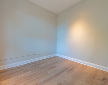 2644 W 22nd Place - Photo Thumbnail 12