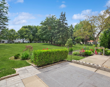 1264 Cranbrook Drive - Photo Thumbnail 14