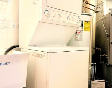601 Hanover Court - Photo Thumbnail 8