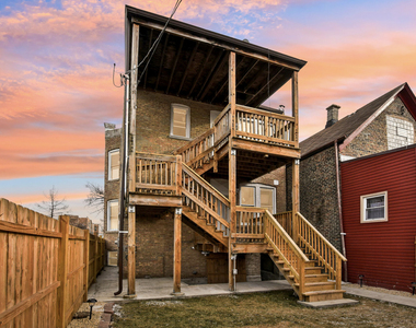 1806 S Trumbull Avenue - Photo Thumbnail 15