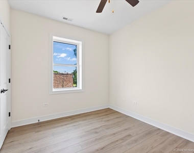 6517 S Drexel Avenue - Photo Thumbnail 12