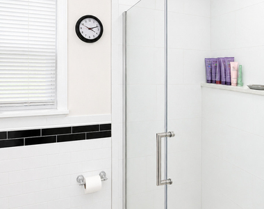 915 N Pine Avenue - Photo Thumbnail 24