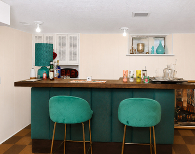 915 N Pine Avenue - Photo Thumbnail 27