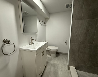 1s526 Nimitz Road - Photo Thumbnail 9