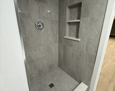 1s526 Nimitz Road - Photo Thumbnail 11