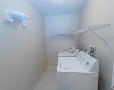 2264 Foxmoor Lane - Photo Thumbnail 13