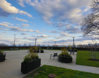 155 N Harbor Drive - Photo Thumbnail 20