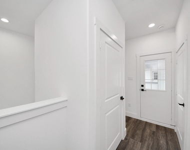 2709 Dennis Street - Photo Thumbnail 40