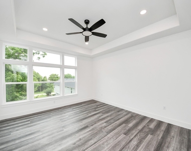 2709 Dennis Street - Photo Thumbnail 28