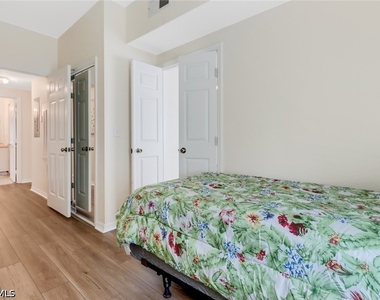 23600 Walden Center Drive - Photo Thumbnail 17