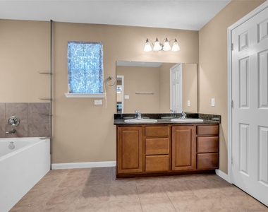 1615 Bel Riposo Lane - Photo Thumbnail 13