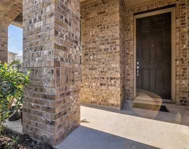 1615 Bel Riposo Lane - Photo Thumbnail 3