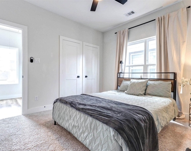 5407 Lee Street - Photo Thumbnail 24