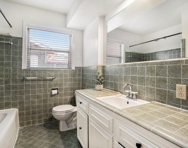 6325 Rowan Lane - Photo Thumbnail 13