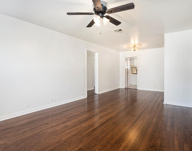 6325 Rowan Lane - Photo Thumbnail 3