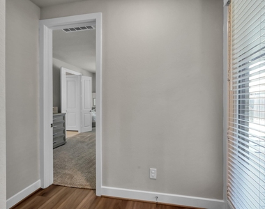 1123 Five T Lane - Photo Thumbnail 21
