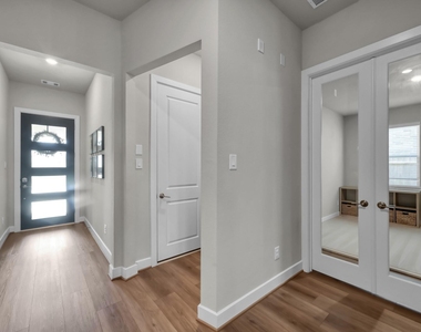 1123 Five T Lane - Photo Thumbnail 5