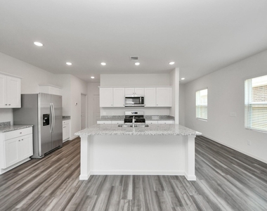 10315 Malta Trace Drive - Photo Thumbnail 2