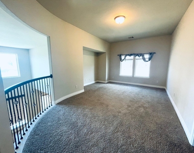27926 Bradford Ridge Drive - Photo Thumbnail 14