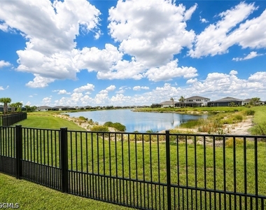 42723 Valley Brooks Street - Photo Thumbnail 22