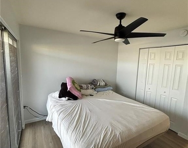 5713 Foxlake Drive - Photo Thumbnail 8