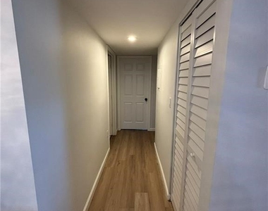 5713 Foxlake Drive - Photo Thumbnail 12