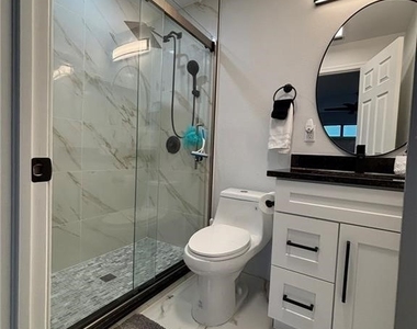 5713 Foxlake Drive - Photo Thumbnail 6