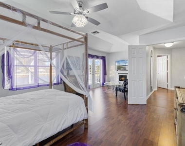 13870 Silver Lake Court - Photo Thumbnail 6