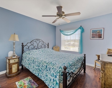 13870 Silver Lake Court - Photo Thumbnail 7