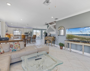 13870 Silver Lake Court - Photo Thumbnail 28