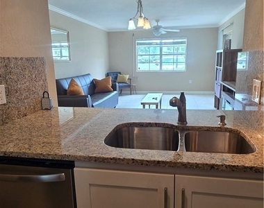 3419 Winkler Avenue - Photo Thumbnail 2