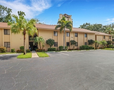 7115 Lakeridge Court - Photo Thumbnail 1