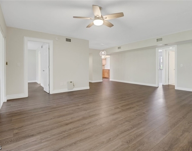 7115 Lakeridge Court - Photo Thumbnail 5