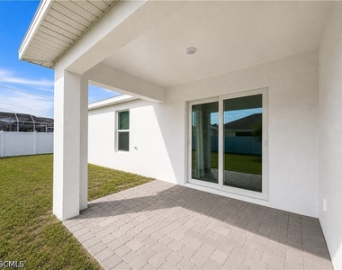 2728 Ne 5th Place - Photo Thumbnail 22