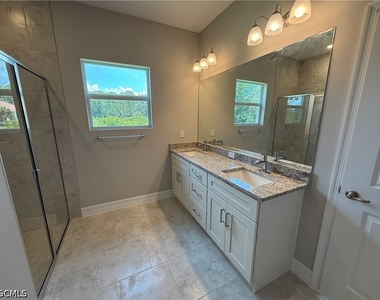 3607 62nd Street W - Photo Thumbnail 14
