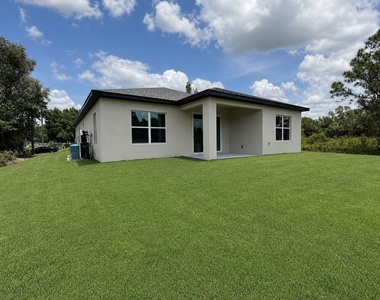 3607 62nd Street W - Photo Thumbnail 26