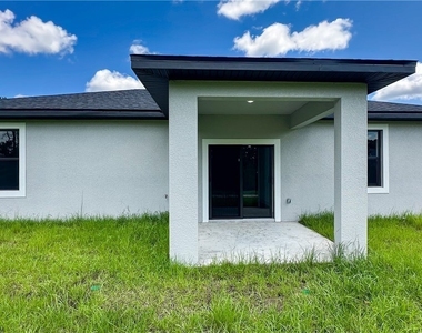 1148 Craft Street E - Photo Thumbnail 20