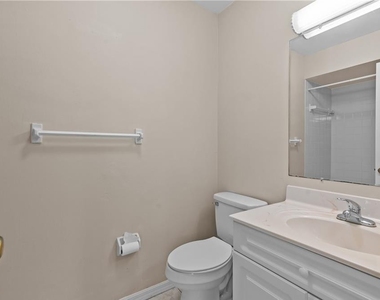 7105 Quail Run Court W - Photo Thumbnail 22