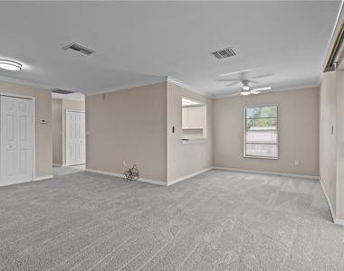 7105 Quail Run Court W - Photo Thumbnail 7