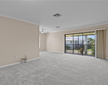 7105 Quail Run Court W - Photo Thumbnail 6