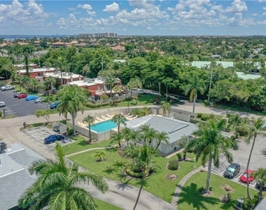 7105 Quail Run Court W - Photo Thumbnail 23