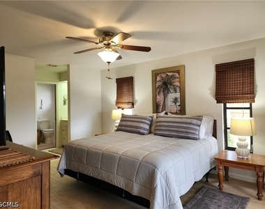 1822 Se 11th Terrace - Photo Thumbnail 10