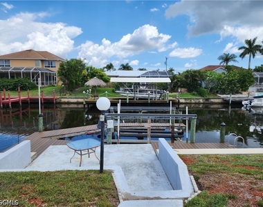 1822 Se 11th Terrace - Photo Thumbnail 1