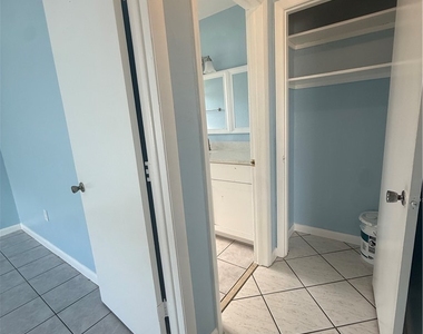 257 Cape Coral Parkway E - Photo Thumbnail 18