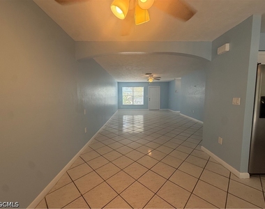 257 Cape Coral Parkway E - Photo Thumbnail 4