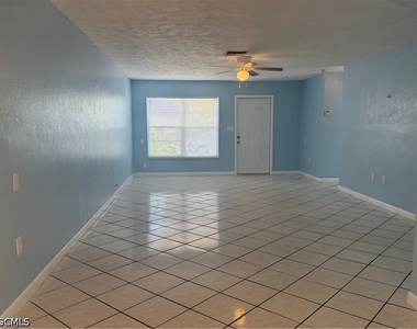 257 Cape Coral Parkway E - Photo Thumbnail 3